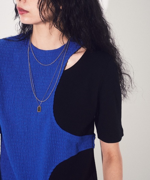 VACANCY(ヴァカンシー)の「アシンメトリーカットTシャツ(Tシャツ/カットソー・レディース・ブルー/ブラック・FREE)」の5枚目の写真