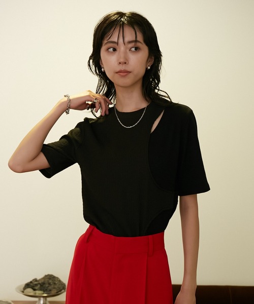 VACANCY(ヴァカンシー)の「アシンメトリーカットTシャツ(Tシャツ/カットソー・レディース・ブルー/ブラック・FREE)」の21枚目の写真