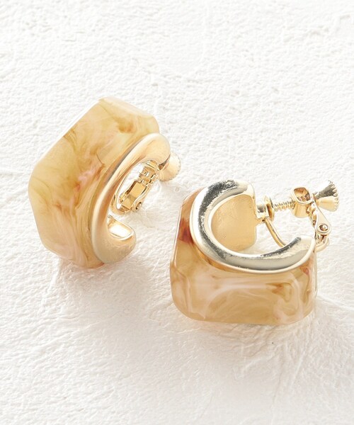 SHOO・LA・RUE(シューラルー)の「◆【イヤリング】キャンディスクエア(イヤリング・レディース・グリーン/ナチュラル/ベージュ・00)」の2枚目の写真