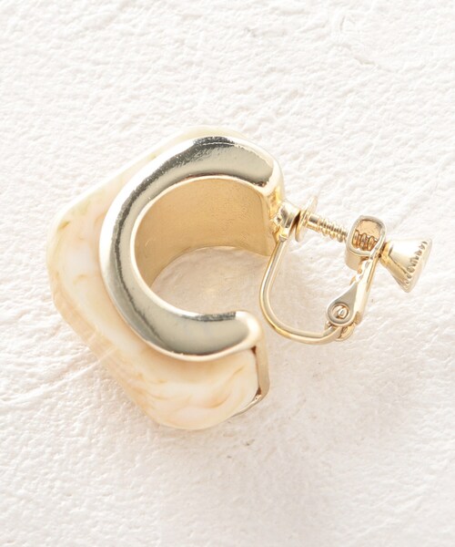 SHOO・LA・RUE(シューラルー)の「◆【イヤリング】キャンディスクエア(イヤリング・レディース・グリーン/ナチュラル/ベージュ・00)」の7枚目の写真