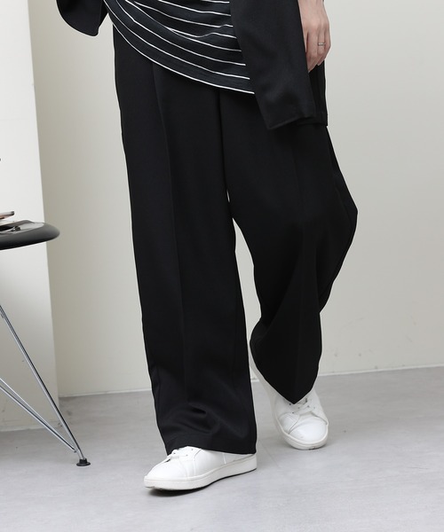 COLONY 2139（コロニートゥーワンスリーナイン）の「セットアップ対応 / ポリストレッチワイドスラックス（スラックス・メンズ・ブラック/モカ・MEDIUM/LARGE）」の8枚目の写真