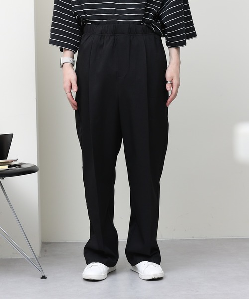 COLONY 2139（コロニートゥーワンスリーナイン）の「セットアップ対応 / ポリストレッチワイドスラックス（スラックス・メンズ・ブラック/モカ・MEDIUM/LARGE）」の14枚目の写真