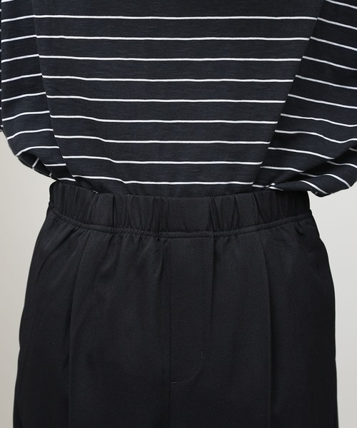 COLONY 2139（コロニートゥーワンスリーナイン）の「セットアップ対応 / ポリストレッチワイドスラックス（スラックス・メンズ・ブラック/モカ・MEDIUM/LARGE）」の10枚目の写真