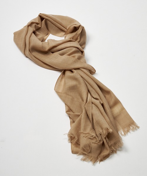 INED CLARO(イネドクラロ)の「梳毛ウールカラーストール(マフラー・レディース・ベージュ/ブラウン/カーキ/ピンク・フリー)」の3枚目の写真