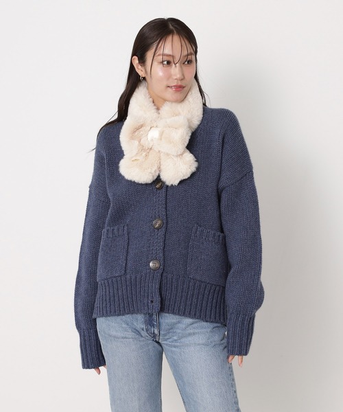 GUCCI エレガントな黒のファーリボンマフラー GUCCI エレガントな黒のファーリボンマフラー フェイクファー