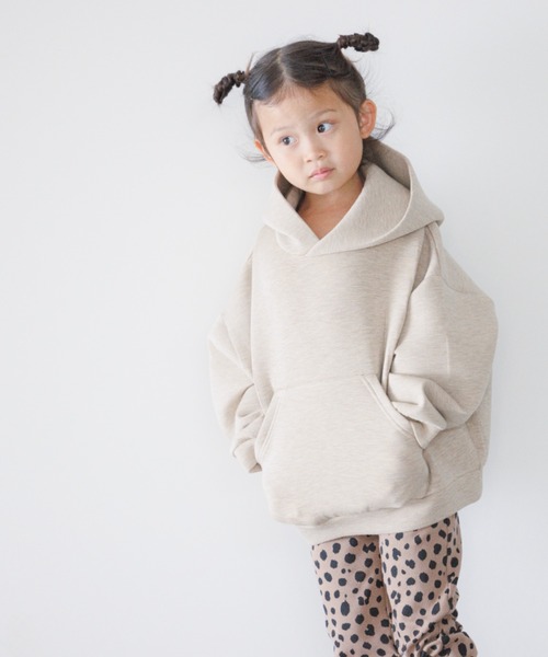 LOWRYS FARM(ローリーズファーム)の「ダンボールフーディー 166102(パーカー・キッズ・チャコールグレー/ベージュ/グレー・110cm/120cm/130cm/140cm/150cm)」の3枚目の写真