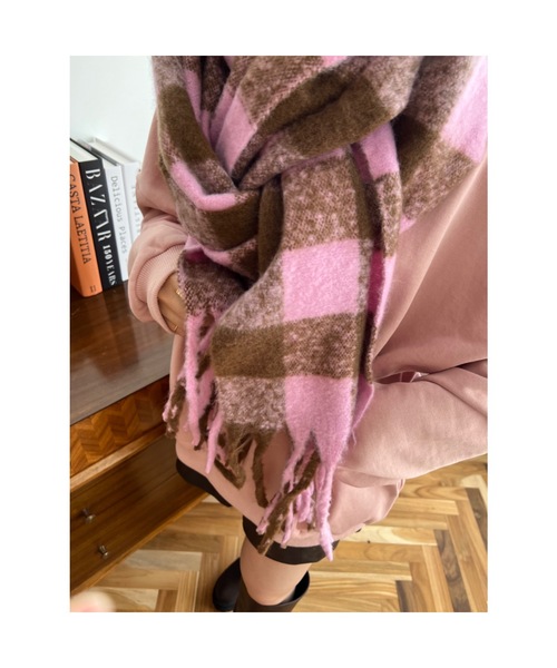 JUMELLE（ジュメロ）の「ブロックチェックマフラー（マフラー・レディース・ピンク/ブラック・FREE）」の7枚目の写真