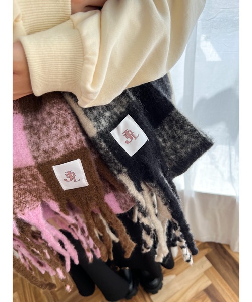 JUMELLE（ジュメロ）の「ブロックチェックマフラー（マフラー・レディース・ピンク/ブラック・FREE）」の17枚目の写真