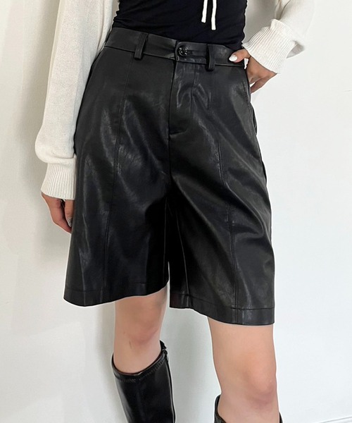 センターステッチシンセティックレザーハーフパンツ（その他