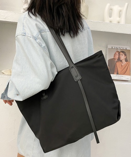 yuue' ( wear )(ユーイ)の「大容量シンプルトートバッグ(トートバッグ・レディース・ホワイト/ブラック/カーキ・FREE)」の3枚目の写真