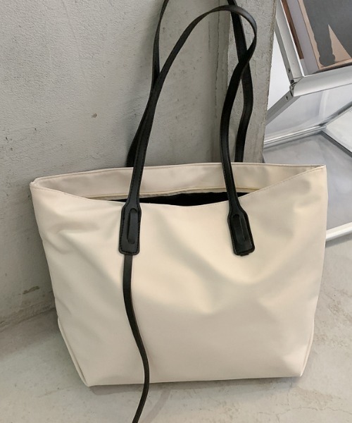 yuue' ( wear )(ユーイ)の「大容量シンプルトートバッグ(トートバッグ・レディース・ホワイト/ブラック/カーキ・FREE)」の16枚目の写真