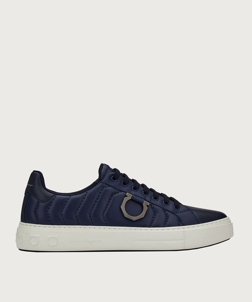 FERRAGAMO(フェラガモ)の「スニーカー(スニーカー・メンズ・ネイビー・7.5/8/8.5)」の1枚目の写真