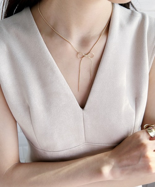 ciite'(シーテ)の「simple ribbon necklace / シンプル リボン ネックレス(ネックレス・レディース・シルバー/ゴールド・FREE)」の11枚目の写真