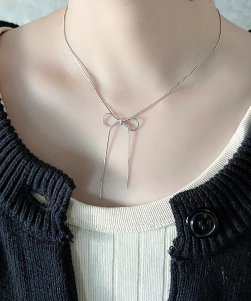 ciite'(シーテ)の「simple ribbon necklace / シンプル リボン ネックレス(ネックレス・レディース・シルバー/ゴールド・FREE)」の6枚目の写真