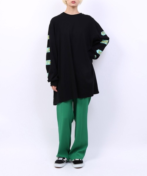 PUNYUS(プニュズ)の「FIRE WALKロンT(Tシャツ/カットソー・レディース・ブラック/グリーン/ホワイト・2/1/4/3)」の12枚目の写真