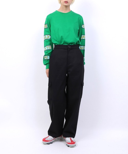 PUNYUS(プニュズ)の「FIRE WALKロンT(Tシャツ/カットソー・レディース・ブラック/グリーン/ホワイト・2/1/4/3)」の17枚目の写真