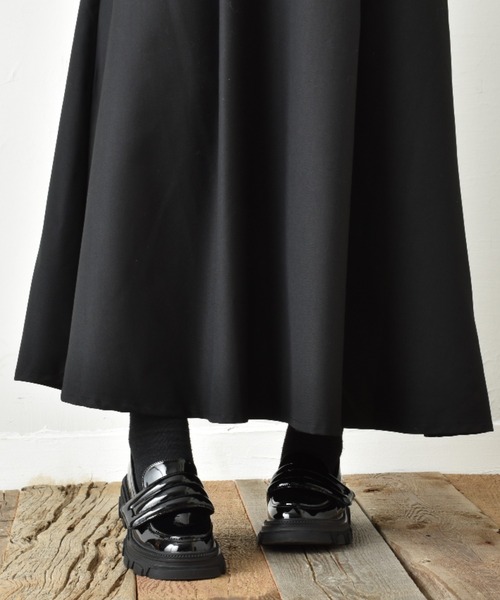 SVEC(シュベック)の「チャンキーソール ベルクロ コインローファー(ローファー・レディース・オフホワイト/ブラック・35/36/37/38/39)」の6枚目の写真