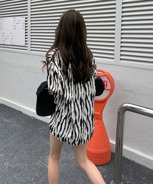 i-dare（アイディア）の「【i-dare】ゼブラ柄 シャツ（シャツ/ブラウス・レディース・ゼブラ・FREE）」の5枚目の写真