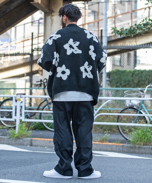 CavariA（キャバリア）の「『CavariA/キャバリア』総柄ジャガード起毛カーディガン（カーディガン/ボレロ・メンズ・マスタード/ブルー/ブラック・M/L）」の9枚目の写真