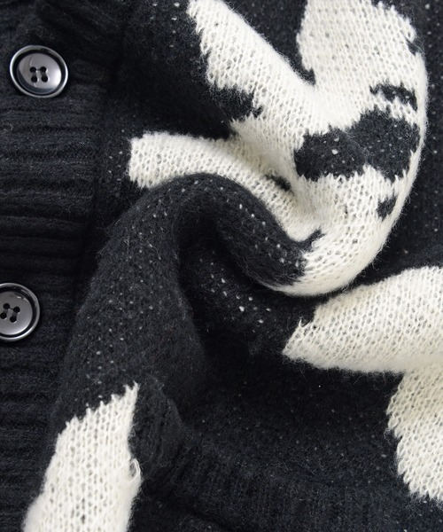 CavariA（キャバリア）の「『CavariA/キャバリア』総柄ジャガード起毛カーディガン（カーディガン/ボレロ・メンズ・マスタード/ブルー/ブラック・M/L）」の14枚目の写真