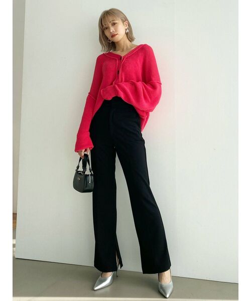 EMODA（エモダ）の「マークウエストフレアパンツ（その他パンツ・レディース・ピンク/ブラック/アイボリー・SMALL/MEDIUM）」の7枚目の写真