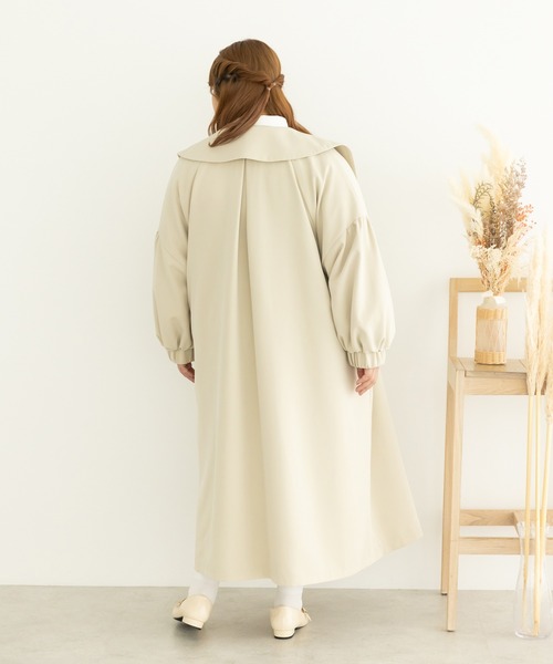 SLURR（スラ―）の「[大きいサイズ]ボリュームスリーブトレンチコート（トレンチコート・レディース・アイボリー/ベージュ・L）」の12枚目の写真