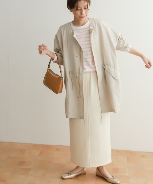 URBAN RESEARCH DOORS(アーバンリサーチドアーズ)の「ノーカラーモッズコート(モッズコート・レディース・ライトベージュ/カーキ・MEDIUM)」の4枚目の写真