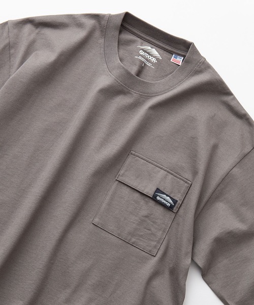 OUTDOOR PRODUCTS（アウトドアプロダクツ）の「【OUTDOOR PRODUCTS/アウトドアプロダクツ】USAコットン　フラップポケット　ビッグシルエット　Tシャツ（Tシャツ/カットソー・メンズ・カーキ/チャコールグレー/ブラック/ブラウン/ホワイト/ブルー系その他・MEDIUM/LARGE/X-LARGE）」の5枚目の写真