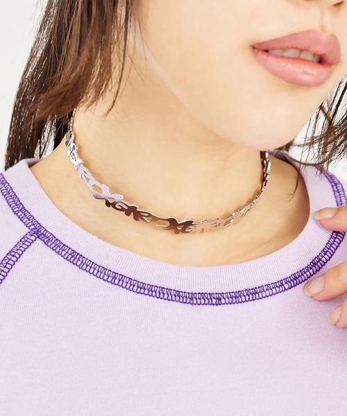 X-girl(エックスガール)の「X-GIRL LOGO CHOKER(チョーカー・レディース・シルバー/ゴールド・ONE SIZE)」の4枚目の写真