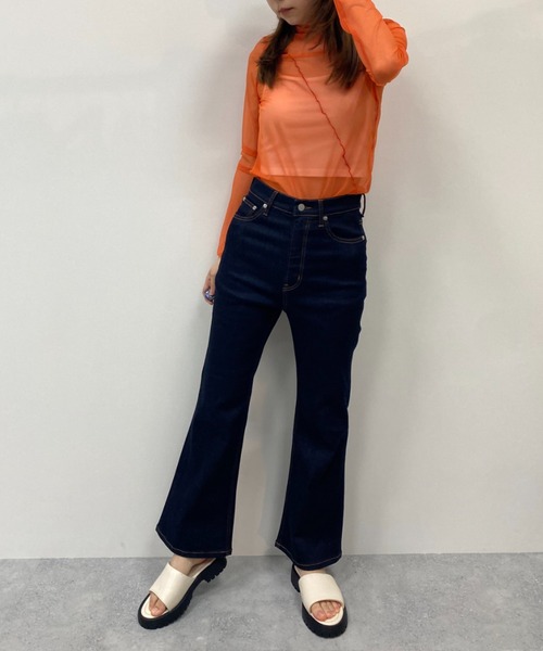 FOREVER 21（フォーエバー トゥエンティーワン）の「【MODE】アソートシアーメロウハイネックプルオーバー（Tシャツ/カットソー・レディース・グリーン/ブラック/グレー/ホワイト/オレンジ系その他/オレンジ系その他2・FREE）」の7枚目の写真