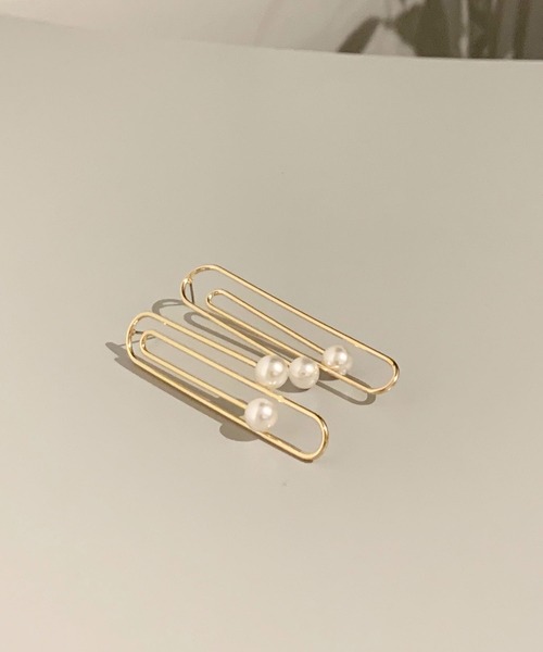 shopnikoniko（ショップニコニコ）の「パール クリップピアス ニュアンス うねうね ぐるぐる 大きめ 両耳ピアス U字（ピアス（両耳用）・レディース・ゴールド/シルバー・フリー）」の6枚目の写真