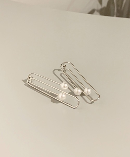 shopnikoniko（ショップニコニコ）の「パール クリップピアス ニュアンス うねうね ぐるぐる 大きめ 両耳ピアス U字（ピアス（両耳用）・レディース・ゴールド/シルバー・フリー）」の10枚目の写真