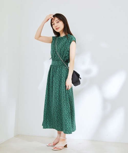 最終価格！M's カタログ オリーブ グリーン 緑 花 柄 小花 ワンピース M's カタログ オリーブ グリーン 緑 花 柄 小花 ワンピース