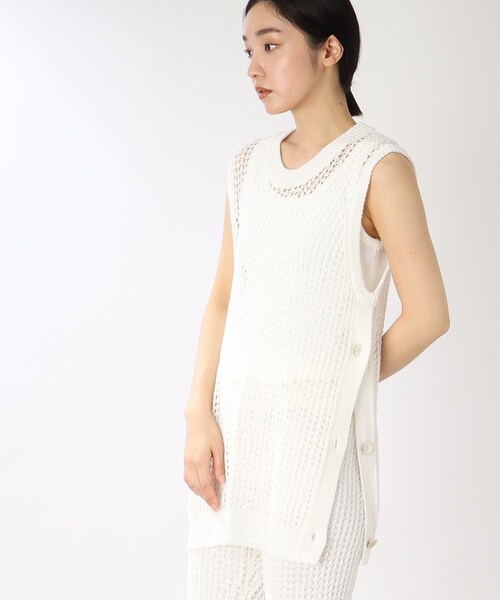 THE SHOP TK (ザ ショップ ティーケー )の「◆【レイヤード/洗える】透かし編みメッシュニットベスト(ベスト・レディース・ホワイト系/ブラック/ブルー・99)」の8枚目の写真