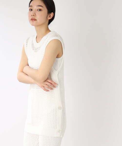 THE SHOP TK (ザ ショップ ティーケー )の「◆【レイヤード/洗える】透かし編みメッシュニットベスト(ベスト・レディース・ホワイト系/ブラック/ブルー・99)」の9枚目の写真
