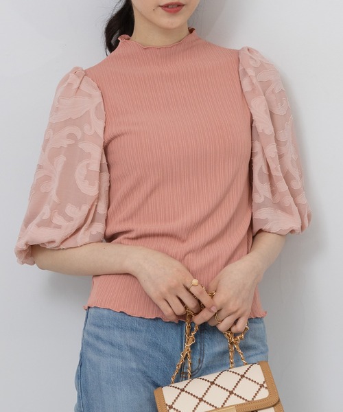 pumpkin port(パンプキンポート)の「メロープチハイ 花柄シアーボリューム袖 カットソー(Tシャツ/カットソー・レディース・アイボリー/ブラック/ピンク・MEDIUM)」の3枚目の写真