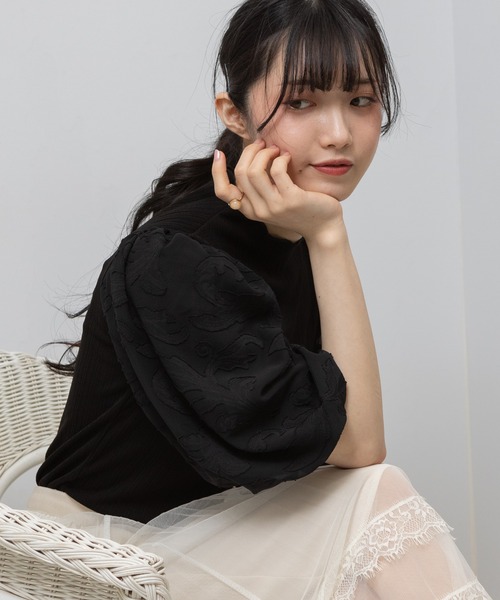 pumpkin port(パンプキンポート)の「メロープチハイ 花柄シアーボリューム袖 カットソー(Tシャツ/カットソー・レディース・アイボリー/ブラック/ピンク・MEDIUM)」の12枚目の写真