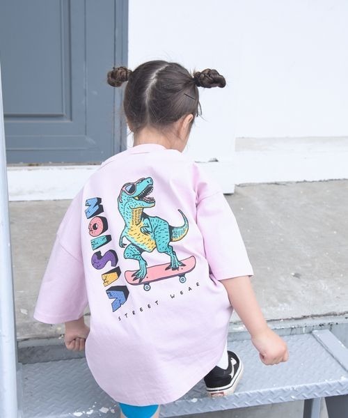 LOWRYS FARM（ローリーズファーム）の「ＶＩＳＩＯＮダイナソーＴシャツ　191965（Tシャツ/カットソー・キッズ・グレー/ピンク・110cm/130cm/150cm）」の7枚目の写真