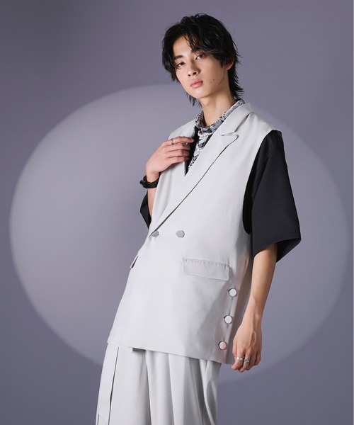 Ellno Loset(エルノロゼット)の「サイドシルバーボタンジレ/セットアップ対応(ベスト・メンズ・ネイビー/ブラック/アイボリー・MEDIUM/LARGE)」の14枚目の写真