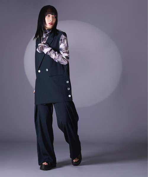 Ellno Loset(エルノロゼット)の「サイドシルバーボタンジレ/セットアップ対応(ベスト・メンズ・ネイビー/ブラック/アイボリー・MEDIUM/LARGE)」の21枚目の写真