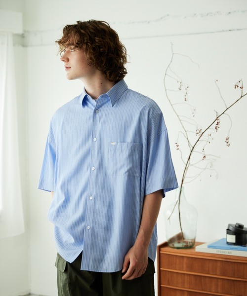 YOEL(ヨエル)の「YOEL - basic stripe S/S shirt(シャツ/ブラウス・メンズ・グリーン/ブルー・MEDIUM/LARGE)」の9枚目の写真