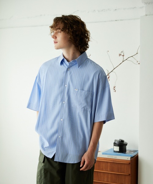 YOEL(ヨエル)の「YOEL - basic stripe S/S shirt(シャツ/ブラウス・メンズ・グリーン/ブルー・MEDIUM/LARGE)」の13枚目の写真