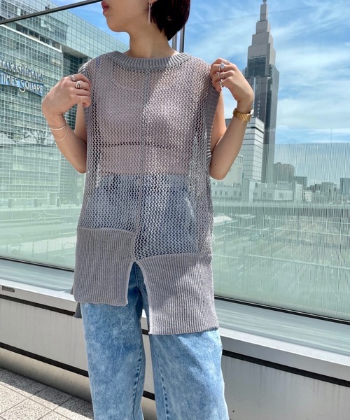 Scrap Book / LAGLAIA / emanar(スクラップブック / ラグライア / エマナ)の「【CYAN TOKYO】ペーパーニットメッシュベスト(ベスト・レディース・パープル/グレー・FREE)」の3枚目の写真