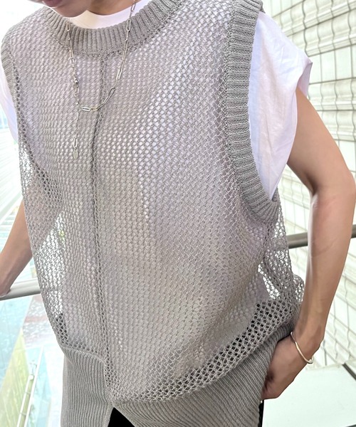Scrap Book / LAGLAIA / emanar(スクラップブック / ラグライア / エマナ)の「【CYAN TOKYO】ペーパーニットメッシュベスト(ベスト・レディース・パープル/グレー・FREE)」の4枚目の写真
