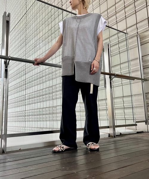 Scrap Book / LAGLAIA / emanar(スクラップブック / ラグライア / エマナ)の「【CYAN TOKYO】ペーパーニットメッシュベスト(ベスト・レディース・パープル/グレー・FREE)」の9枚目の写真