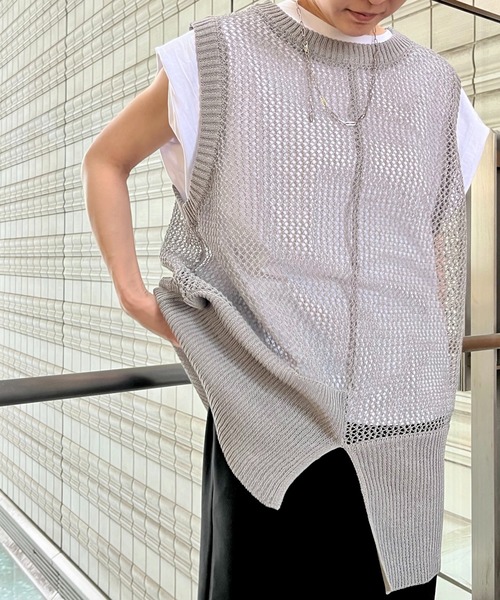 Scrap Book / LAGLAIA / emanar(スクラップブック / ラグライア / エマナ)の「【CYAN TOKYO】ペーパーニットメッシュベスト(ベスト・レディース・パープル/グレー・FREE)」の7枚目の写真