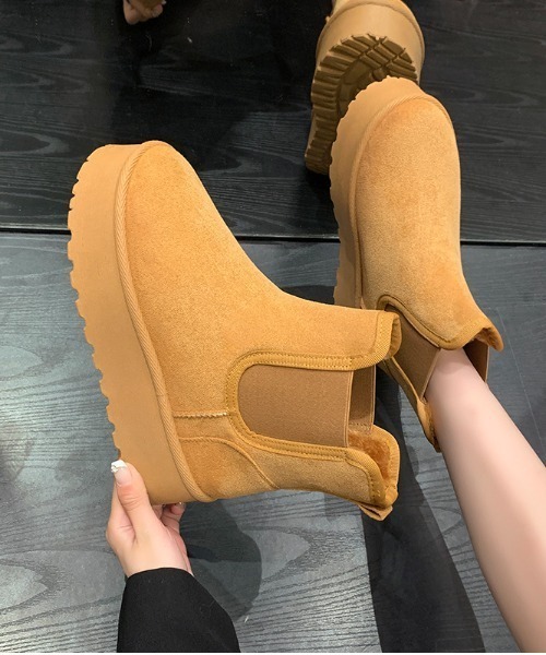 Shoes in Closet（シューズインクローゼット）の「厚底