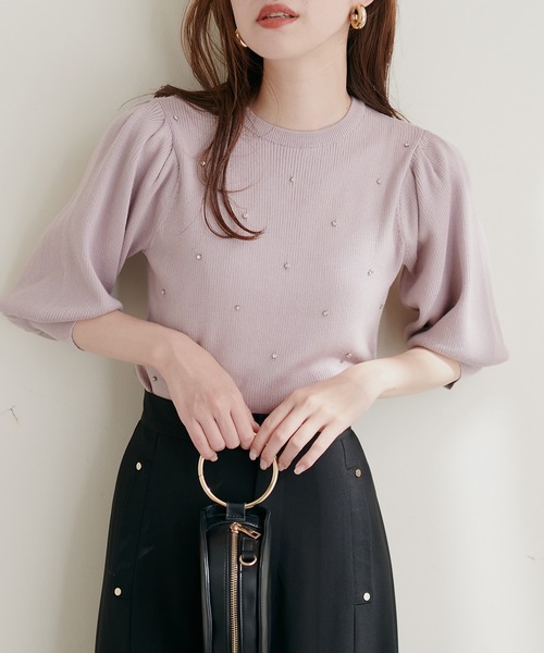 natural couture(ナチュラルクチュール)の「きらきらビジュー装飾ニット(ニット/セーター・レディース・オフホワイト/グレー/ブラック/ピンク・FREE)」の4枚目の写真