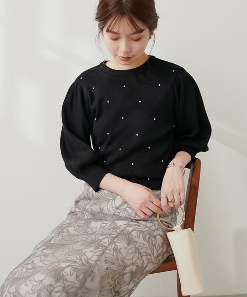natural couture(ナチュラルクチュール)の「きらきらビジュー装飾ニット(ニット/セーター・レディース・オフホワイト/グレー/ブラック/ピンク・FREE)」の10枚目の写真