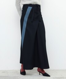 BACCA（バッカ）の「レーヨンカラーラインラップロングスカート